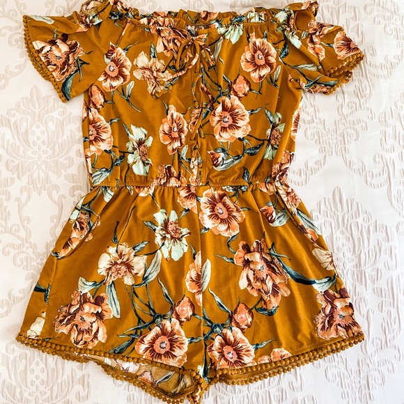 Xhilaration Pants - NWT Women’s xhilaration Romper Sz M